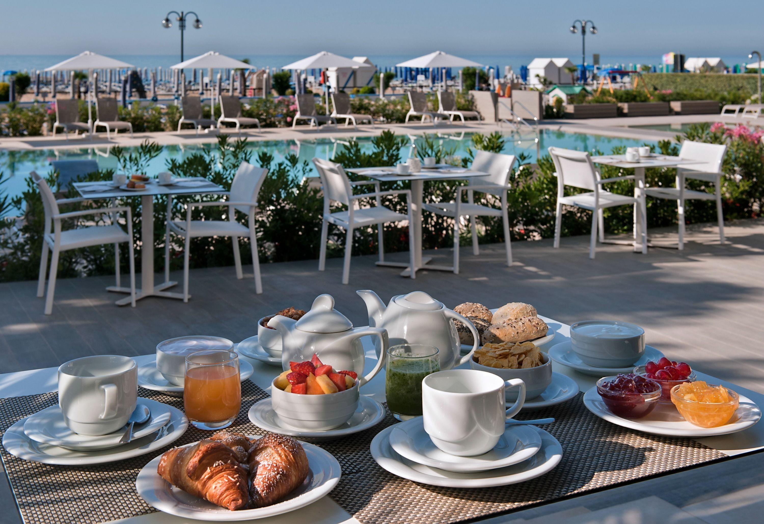 Hotel Orient & Pacific 4*