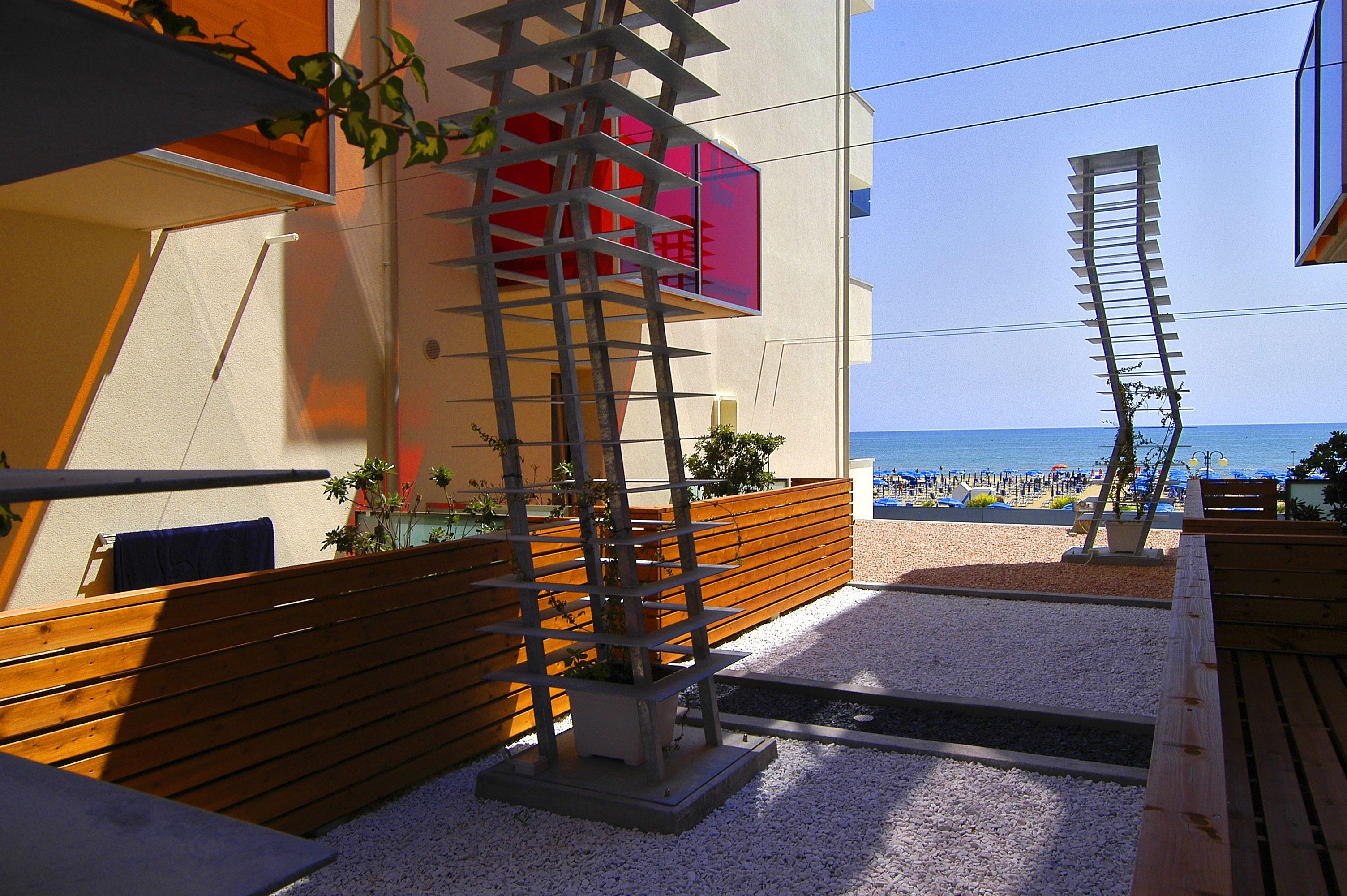 Hotel Orient & Pacific 4*