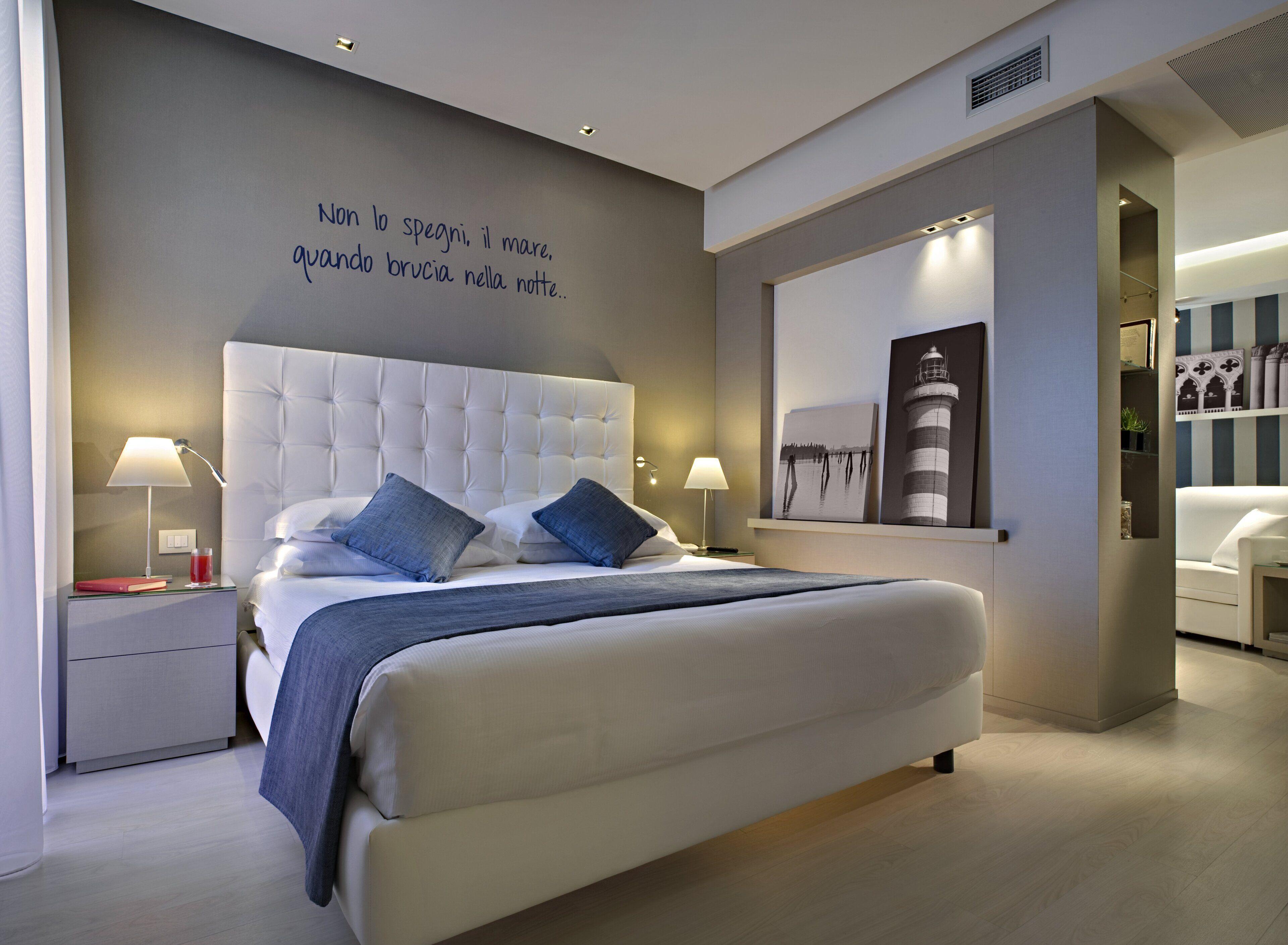 Orient & Pacific Hotel 4*