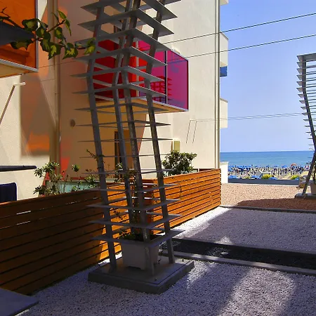 Hotel Orient&pacific 4*